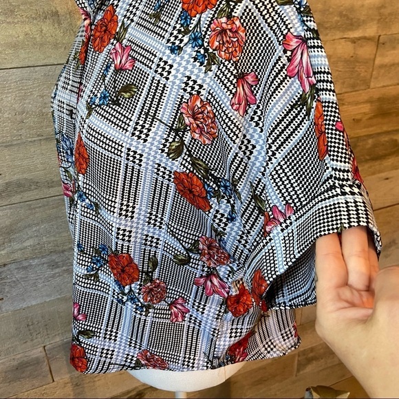 Japna Button up houndstooth  floral crop top medium - Picture 4 of 7